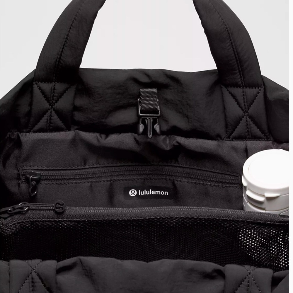 Lululemon On My Level Tote Bag 20L - Picture 3 of 5